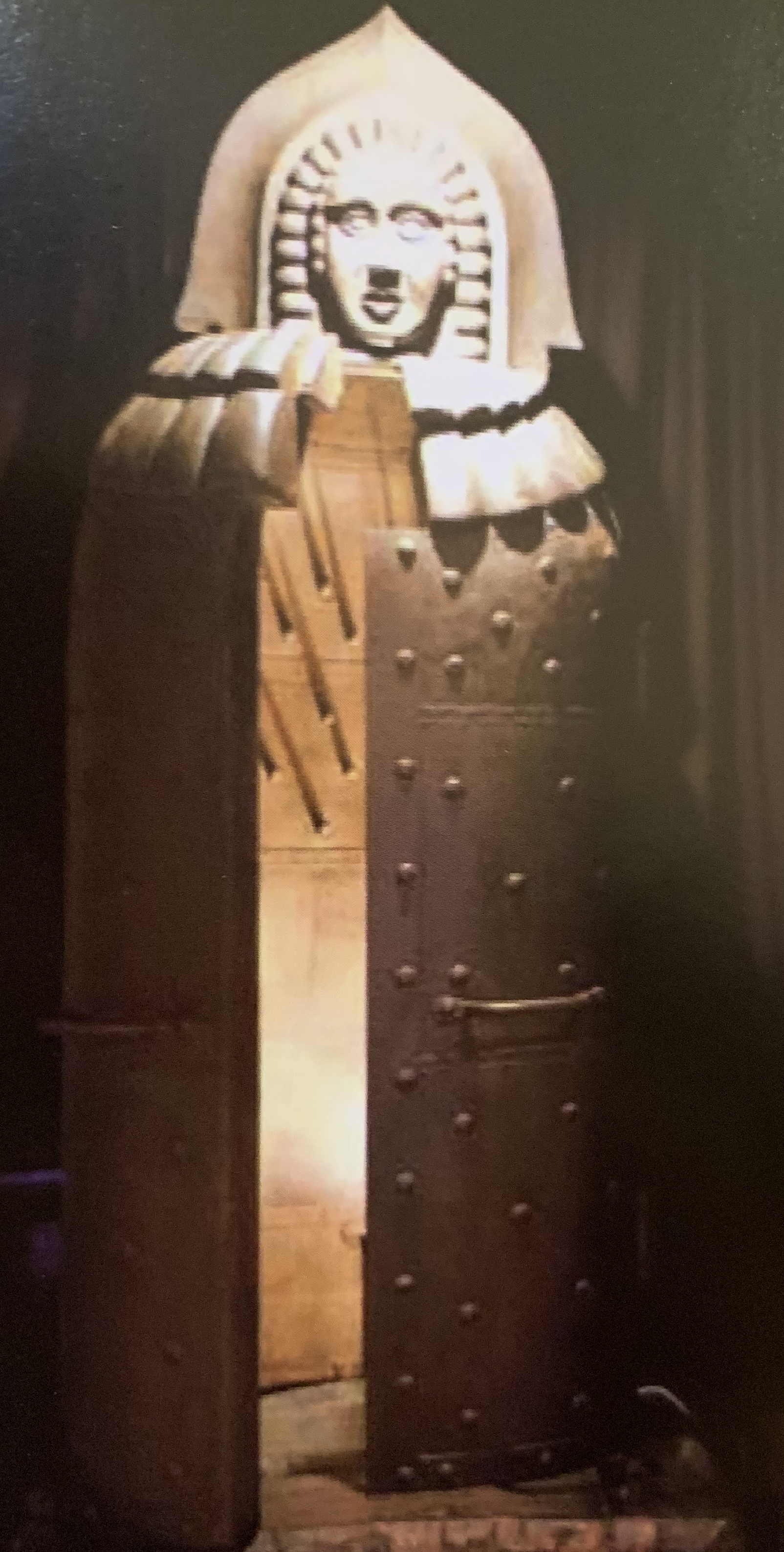 17世纪欧洲奇葩刑法,西方对付泼妇的刑法