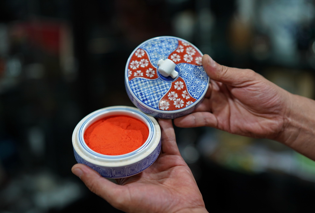 一篇10万+的文章，引出众人询问：你那卖日本瓷的朋友都有啥？