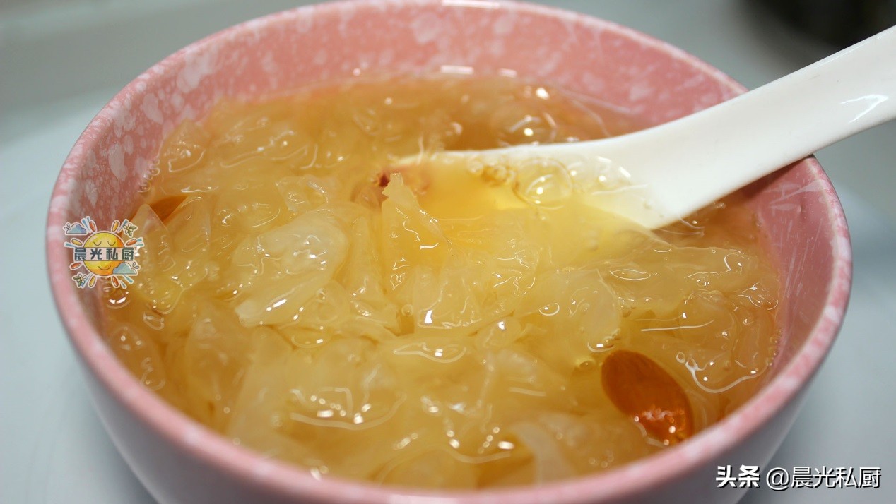 熬银耳羹需要什么样的银耳,煮银耳羹怎么才能让它粘稠