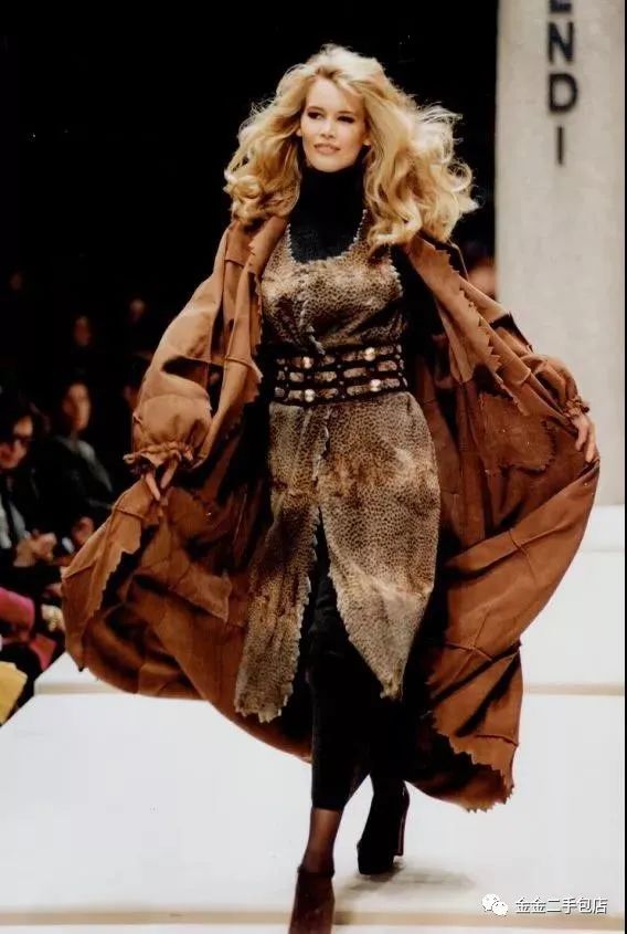 fendi真皮蜡,fendi皮草专柜价格