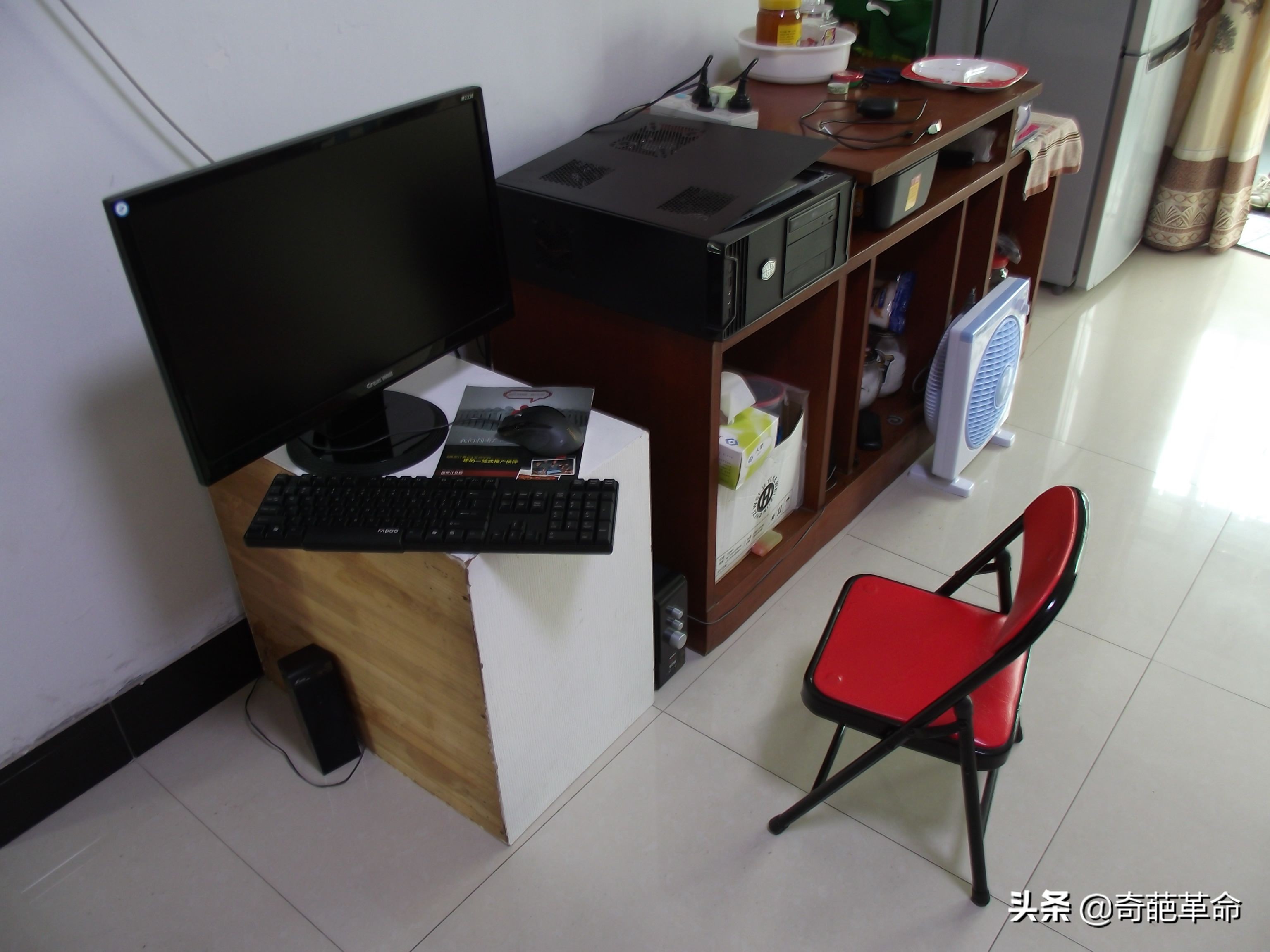 显示器用几年更换比较好,显示器坏了换显示器资料还在吗