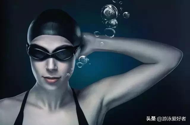 游泳前要做哪些准备运动,女生游泳前穿什么衣服