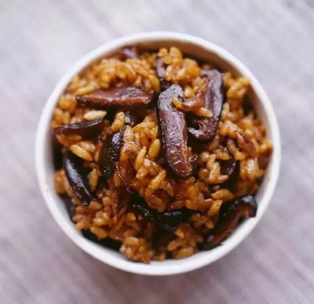 蛋炒饭简单版怎么做,蛋炒饭简单菜谱