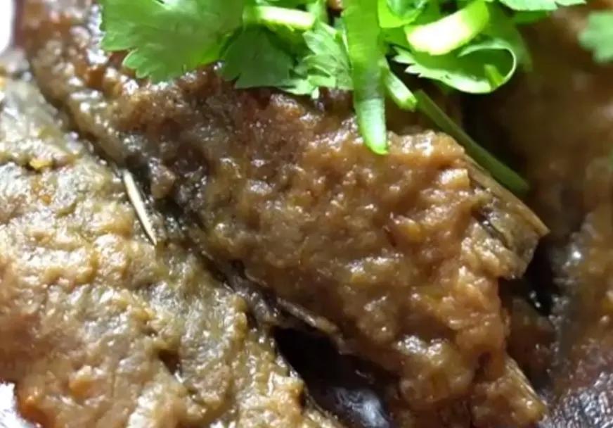 山东百年炖鱼店，鱼鳞鱼刺一起吃，一年用坏500个勺全市无人不晓