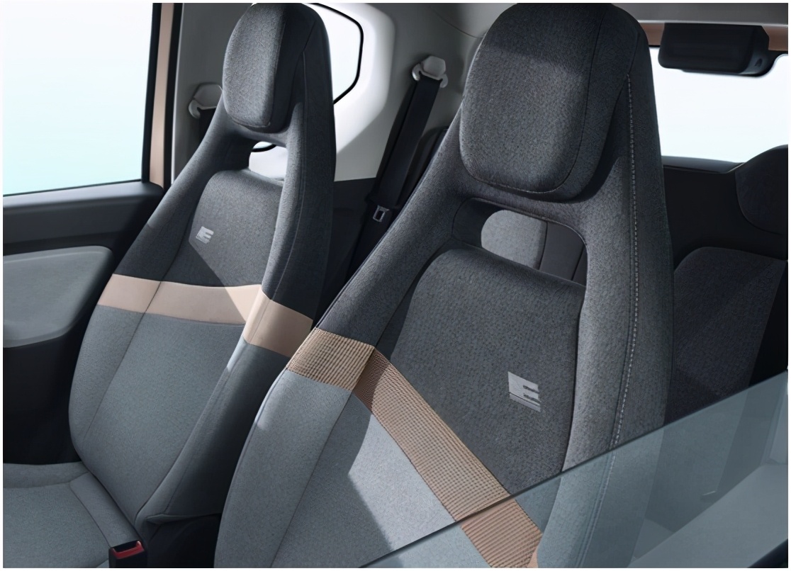 宏光mini新款低配有气囊吗,宏光mini新款安全性