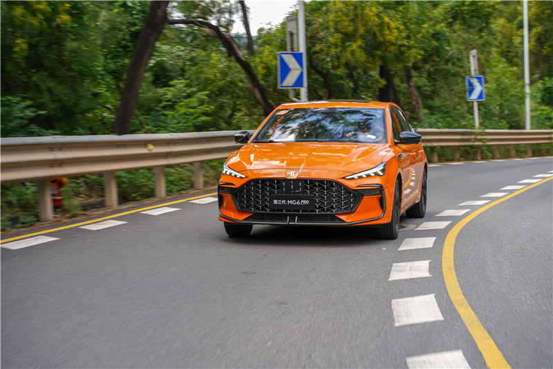第三代mg6prosupersport赛道模式,激进前卫全新mg6pro预告图发布