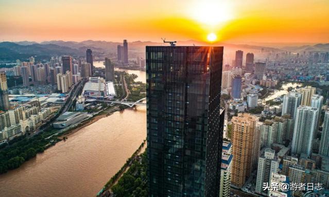 兰州黄河之滨夜间也很美,黄河之滨夜景太美了