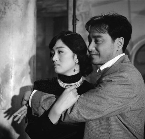 张国荣十七周年纪念完整版,张国荣17年经典回忆