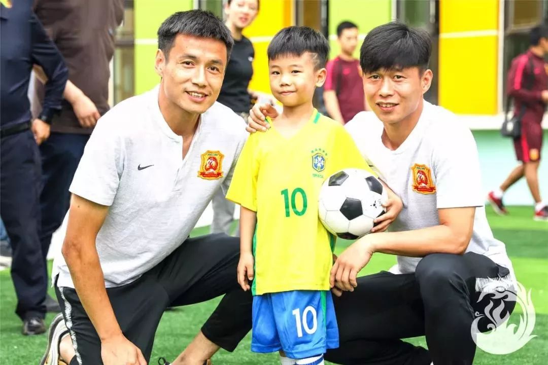 中超最佳荣誉,中超武汉卓尔足球队