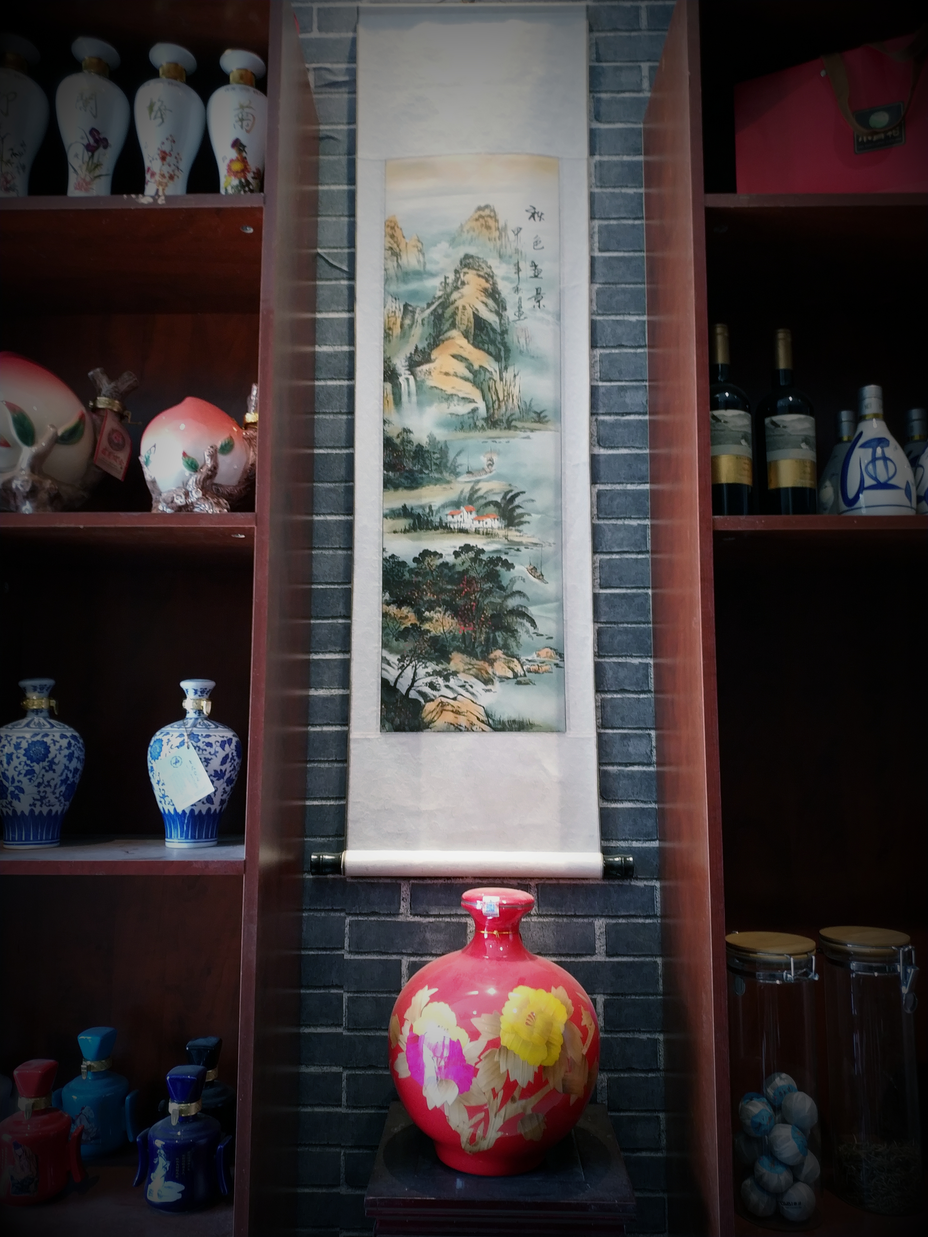 千册案卷诗煮酒,书简笔艳叹城垣——90后和他的佛系酒庄