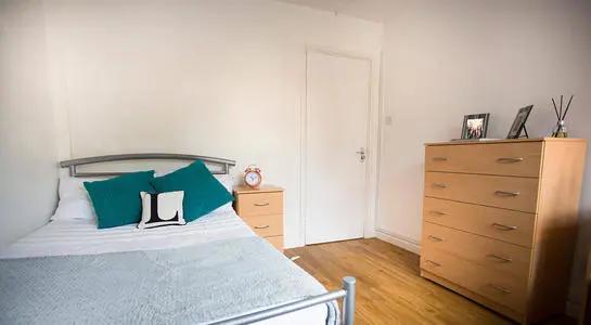 英国留学硕士去南京的条件,北京天道出国留学申请