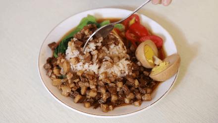 终于吃到超好吃的凉米线,一碗凉米线就能很满足