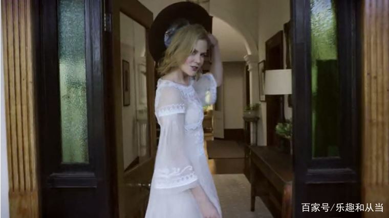 看看女神妮可和米兰达的豪宅，高级感的家都有这个特点