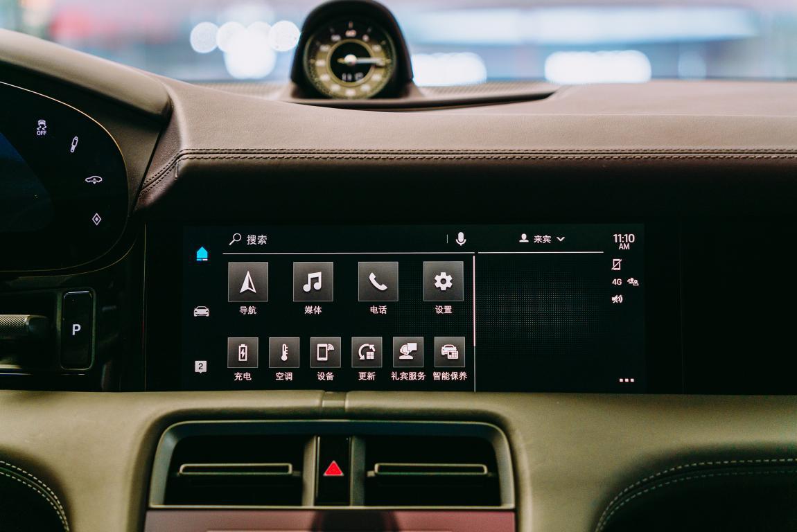 taycanturbos冰莓粉,买不起taycan的比亚迪