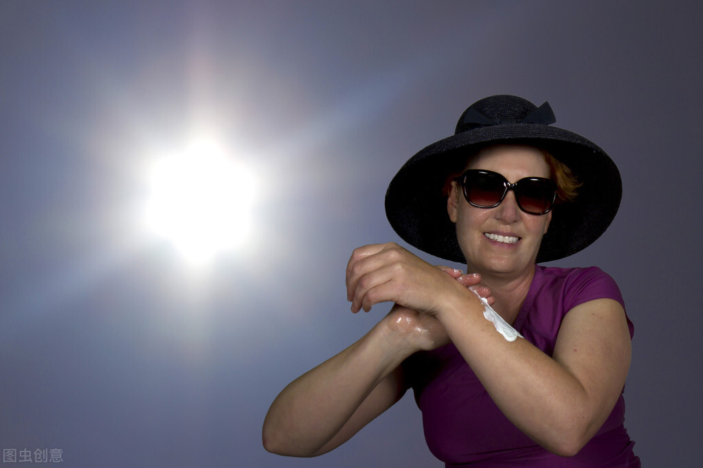 十几岁脸上长老年斑怎么回事,多少岁长老年斑快速消除方法