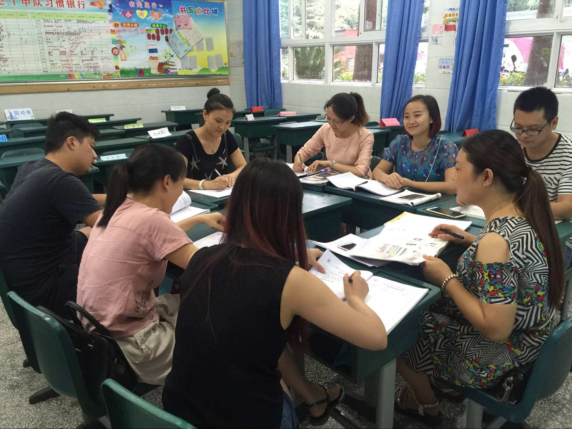 新教师参加教研活动有用吗,教师不愿意参加学校里的各项活动