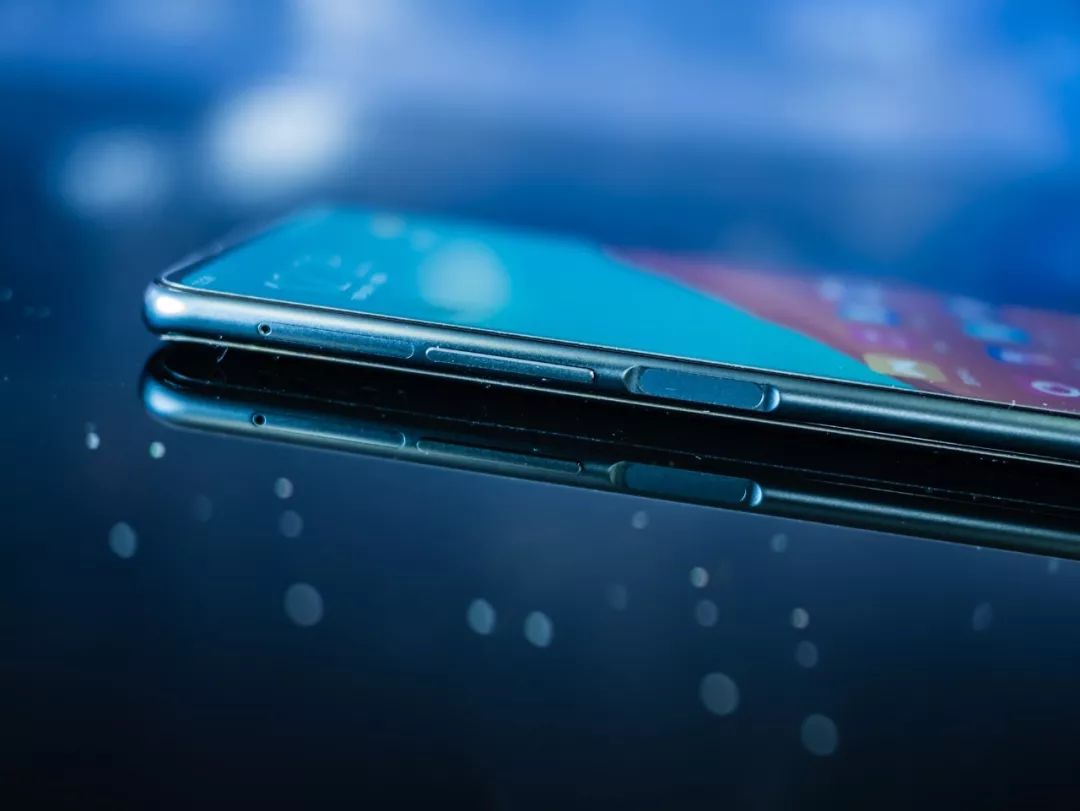 努比亚x是无法超越的经典,努比亚x颜值如何