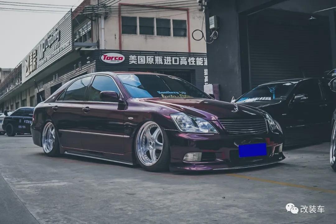 清一色皇冠,清一色豪车