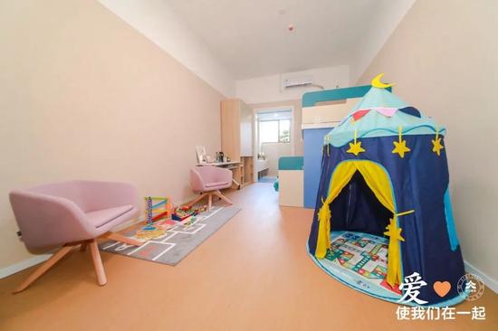 閲囪鎴愰兘澶╃珛瀛︽牎,鎴愰兘澶╃珛瀛︽牎鎺㈡牎