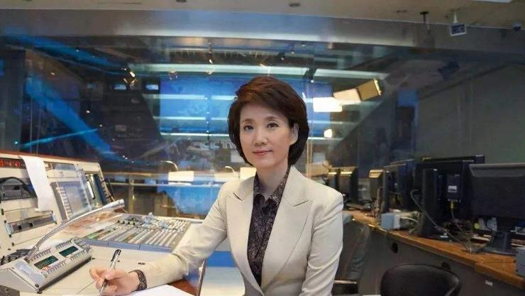 国民女神李修平：播音26年人美心善，57岁无儿无女留下遗憾