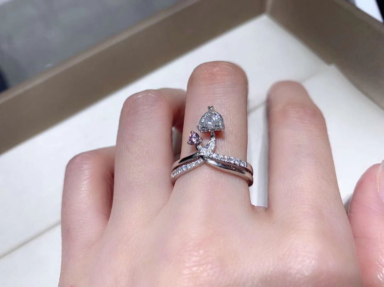 钻戒pt950和pt750区别,Pt950跟Au750有什么区别