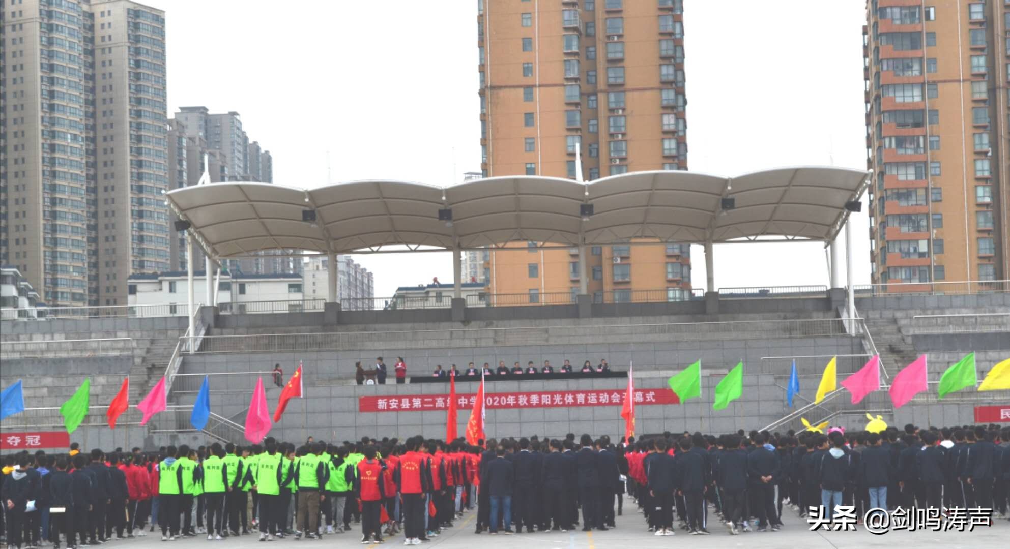 风驰电掣帅气逼人,风驰电掣神威