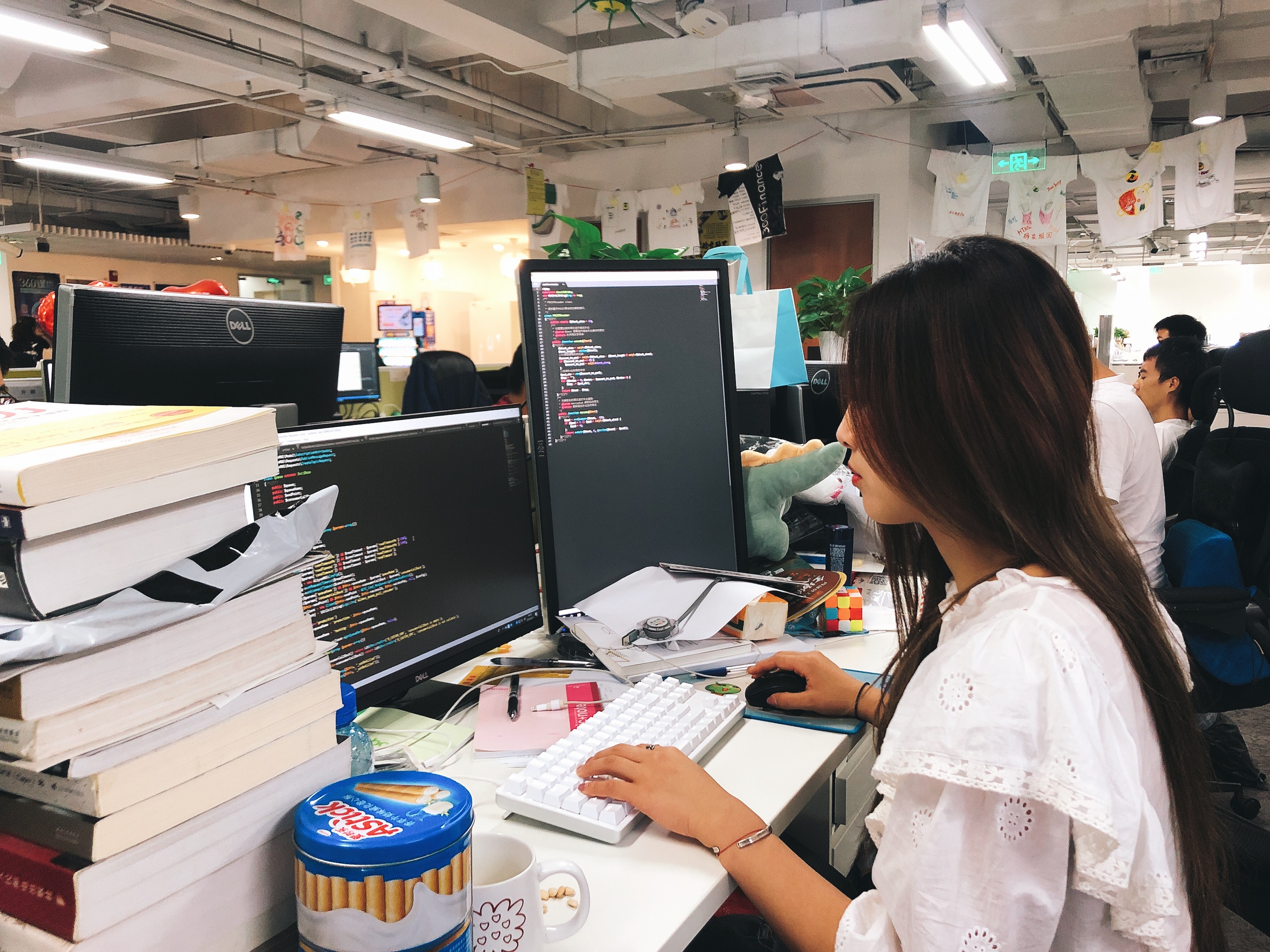 最美侧颜杀小姐姐对口型,最美侧脸杀小姐姐