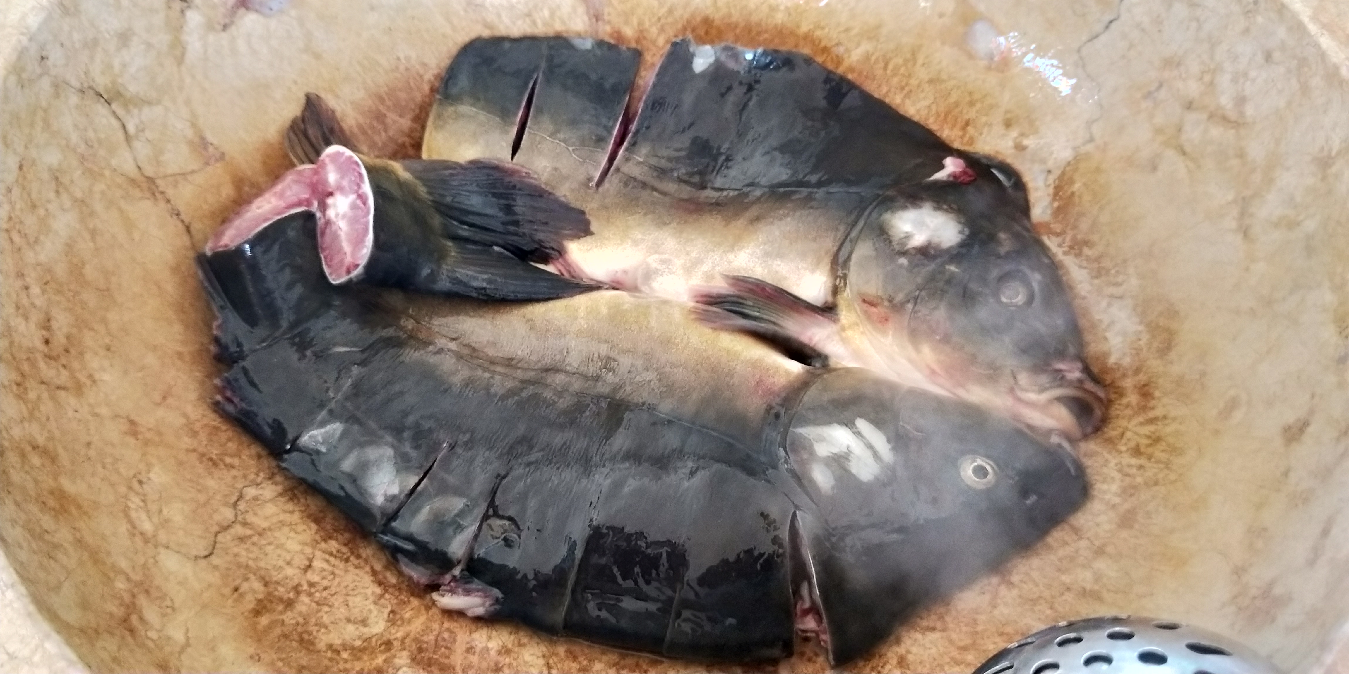 躲在草帽下的美味，吃过就上瘾，食客就算开车两小时车去吃也值得