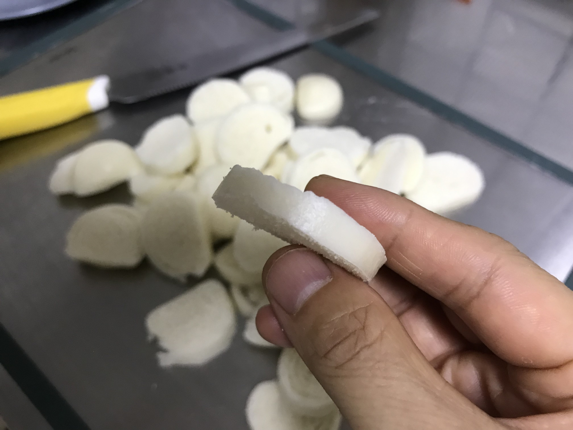 馒头吃不完怎么做成家常菜,馒头吃不完怎么做好吃不用锅