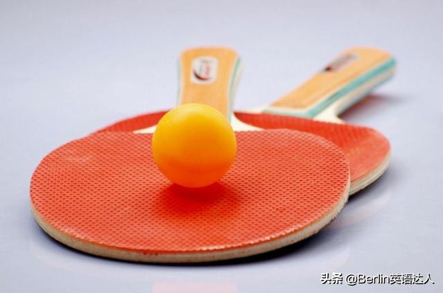 足球是篮球吗,足球英语soccer与football区别