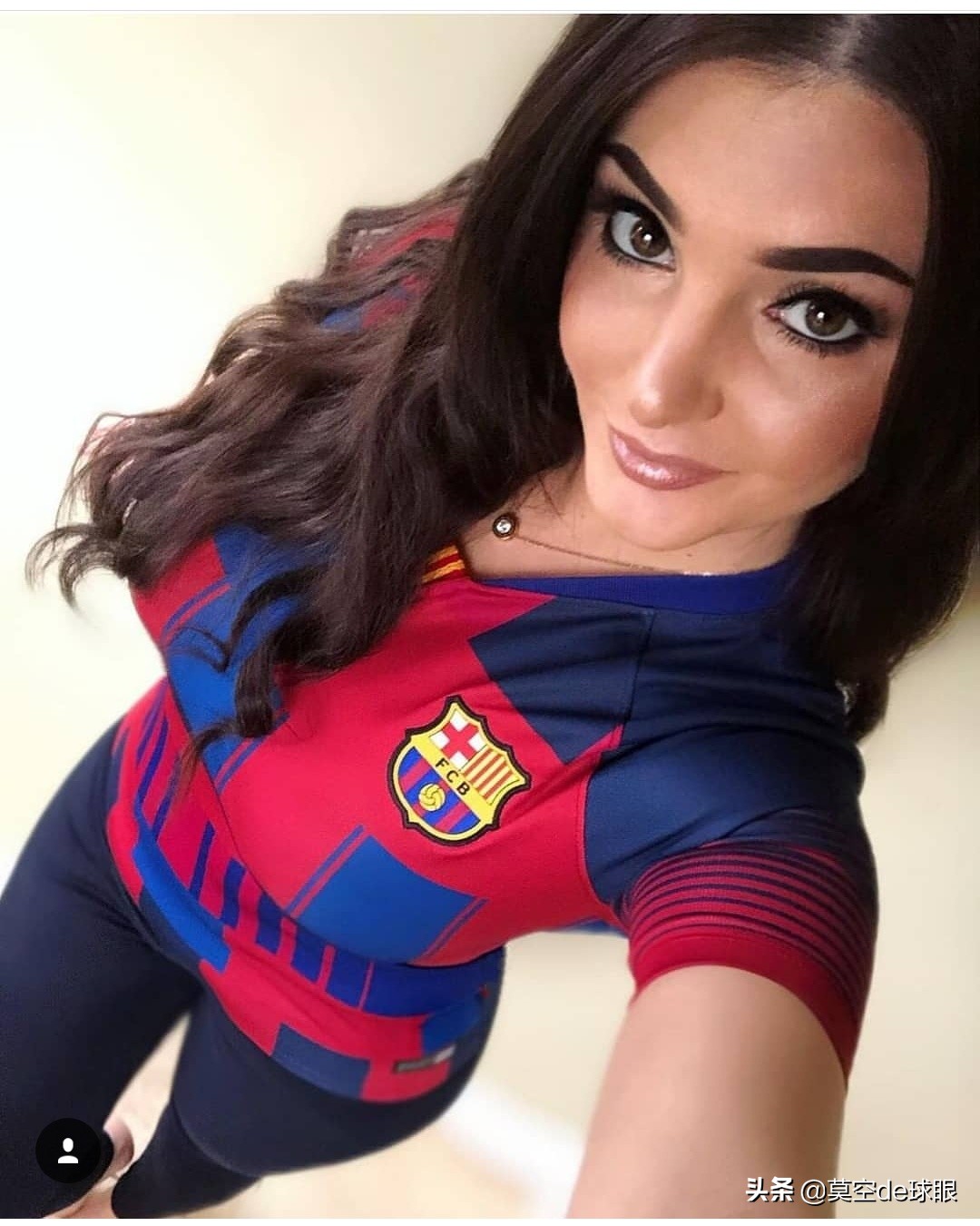 热爱足球的姐妹们最帅气,迟到的说一声,祝所有女球迷节日快乐!