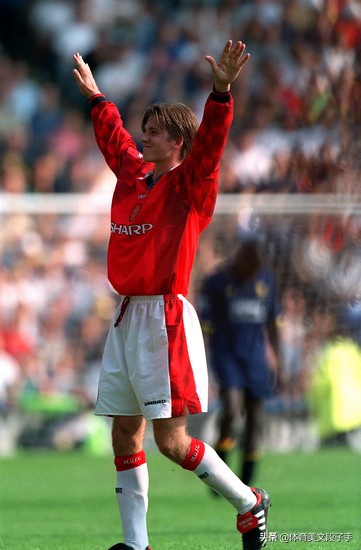 说一句关于足球的文案,关于足球的人生经典文案