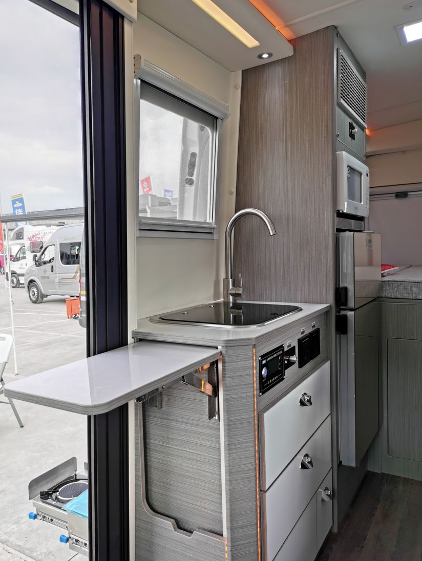 性价比B型房车,卫航房车最新款b型v90多少钱