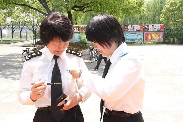 上海海关学院高分报考合适吗,上海海关学院提前批就业前景如何