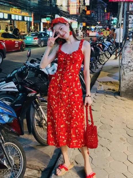 不同主色的淘宝店铺,不同风格的女装店铺