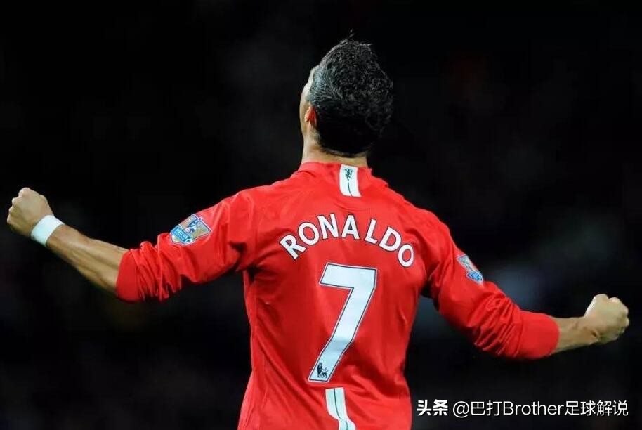 值么?曼联为从多特挖桑乔开出2难拒绝条件,名宿:捧太高摔得疼