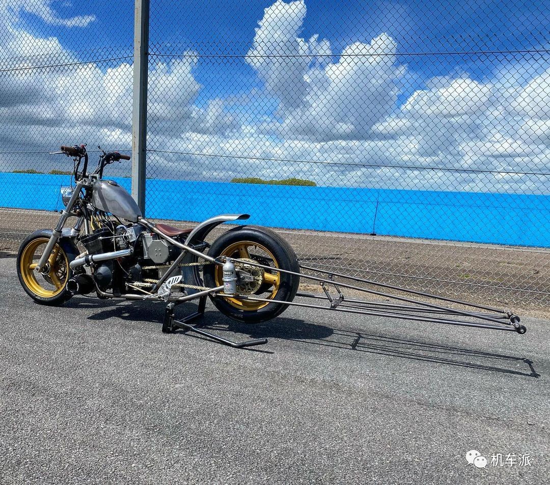 定制|200匹涡轮增压“匪王”变身bobber竞速赛车