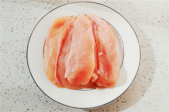 猫咪可以不吃猫粮吗只吃肉吗,猫咪不吃猫粮怎么办教你三招治疗