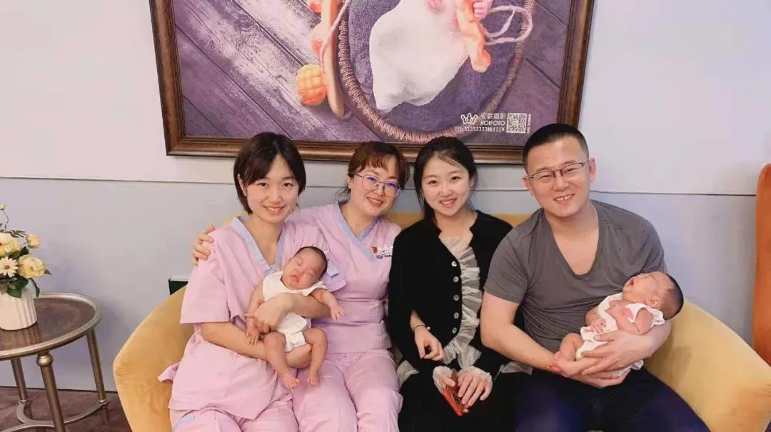 陪宝妈在月子中心坐月子,陪着宝妈一起锻炼