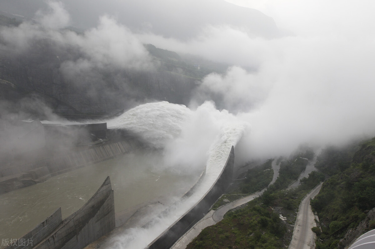 像茅台长江电力的股票还有吗,a股长江电力和a股茅台