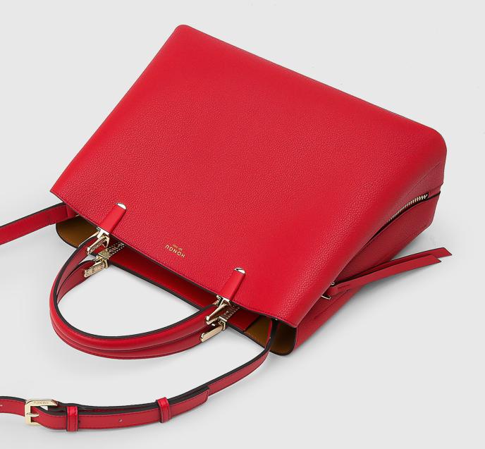 李小冉同款黑色气质套装西装,李小冉斜挎包同款