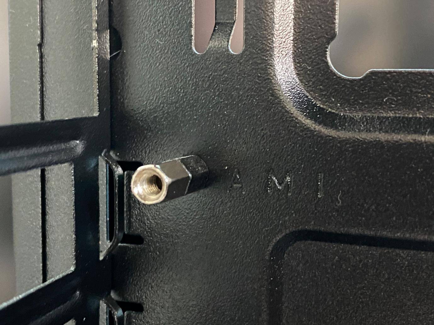 换cpu和主板电脑里的东西还有吗,电脑系统是装在主板还是cpu上