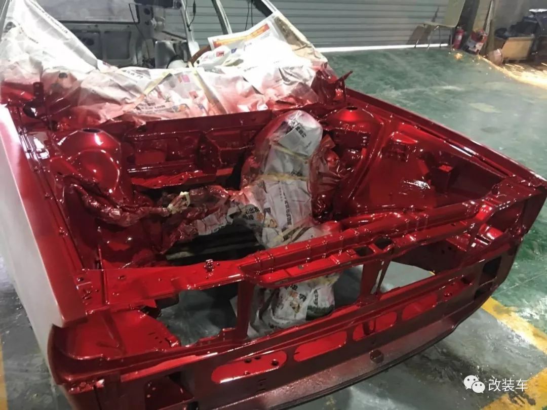 桑塔纳经典改装爆改,桑塔纳经典最强改装