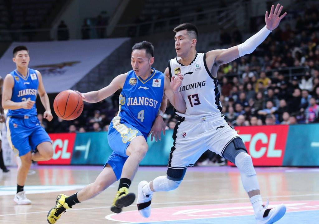 为什么篮球职业球员动作都不花哨,为什么篮球运动员动作都很简单