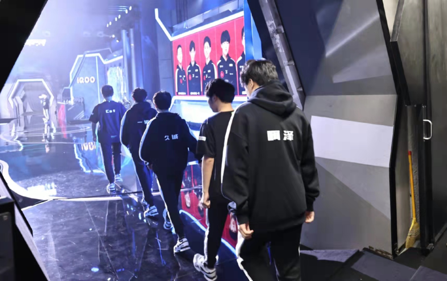 成都ag超玩会主场内景,ag主场表演赛视频