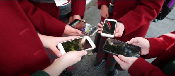 家长不给孩子买智能手表怎么办,该不该给孩子买智能手表