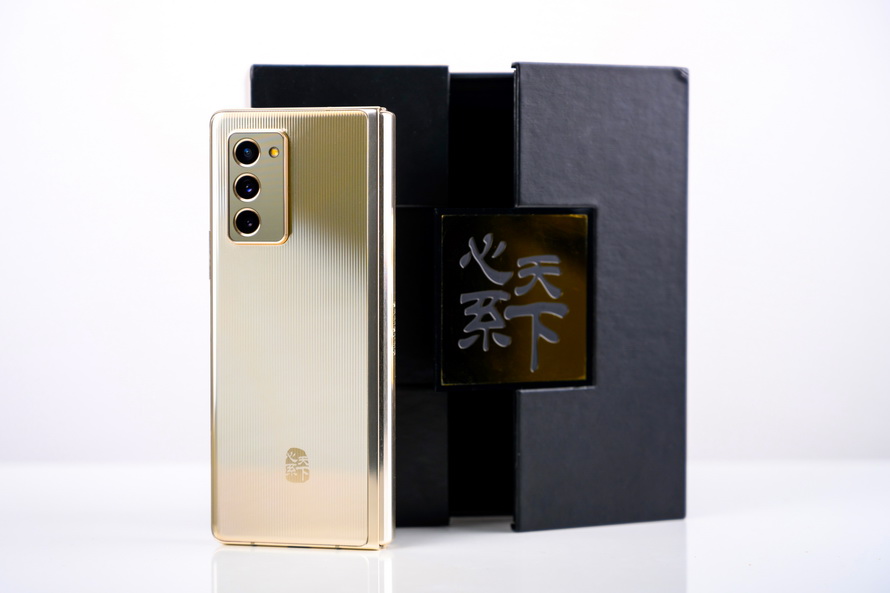 三星W215G评测：双卡双待双屏幕一切为商务而生