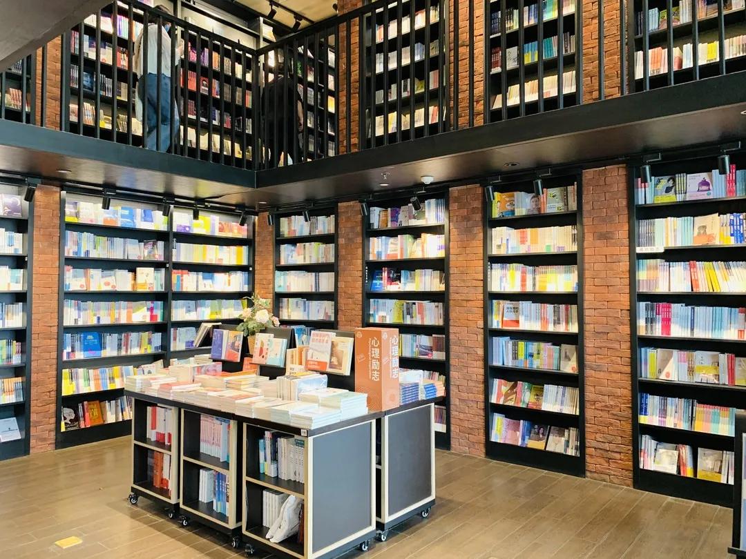 用阅读触摸成都｜在成都不能错过的10家书店（下）