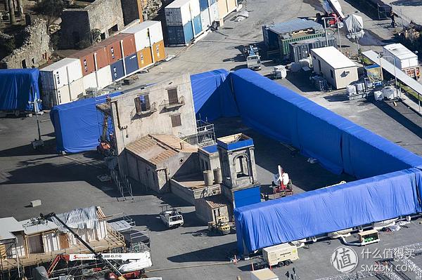 看腻了小鲜肉？《海王》凭肌肉和女神实现口碑逆袭：DC漫改指南