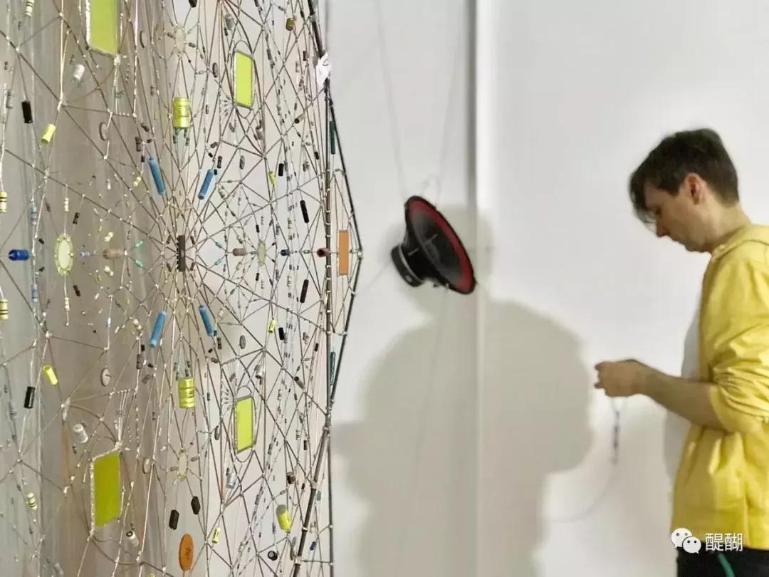 让高僧、明星都打卡的电子曼陀罗，究竟妙在哪？